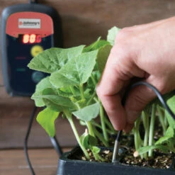 Heat Mat Temperature Controller -Johnny's Selected Seeds Shop 06277 03 digitaltemperaturecontroller