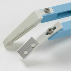 Miter-Cut Grafting Knife -Johnny's Selected Seeds Shop 07172 03 mitercutgrft knife