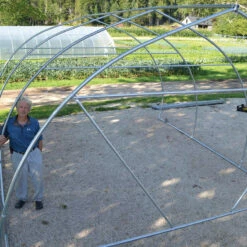 Gothic Tunnel Hoop Bender – 14' -Johnny's Selected Seeds Shop 07300 03 quichoopsgothistunneleliot
