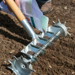 New Arrival -Johnny's Selected Seeds Shop 09285 02 4rowpinpoint