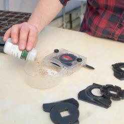 Manual Cell-Tray Seeder -Johnny's Selected Seeds Shop 8367 05 manual seeder